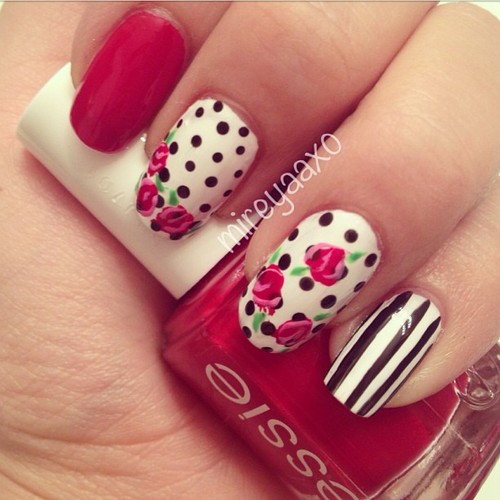 17 Flower Nail Art Ideas - Pretty Designs