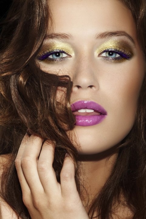 Trendy Gold Eyes Makeup Ideas for 2014