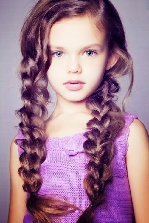 A Collection of 25 Adorable Hairstyles for Little Girls