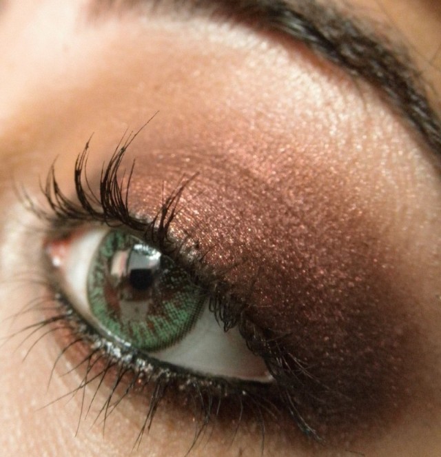 Rød dato Svare gæld The Best Make Up Ideas For Green Eyes – Flash Your Style