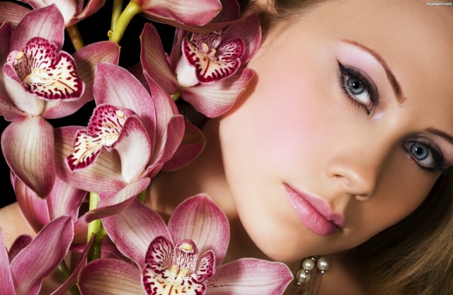 14 Vivacious Makeup Ideas for Spring