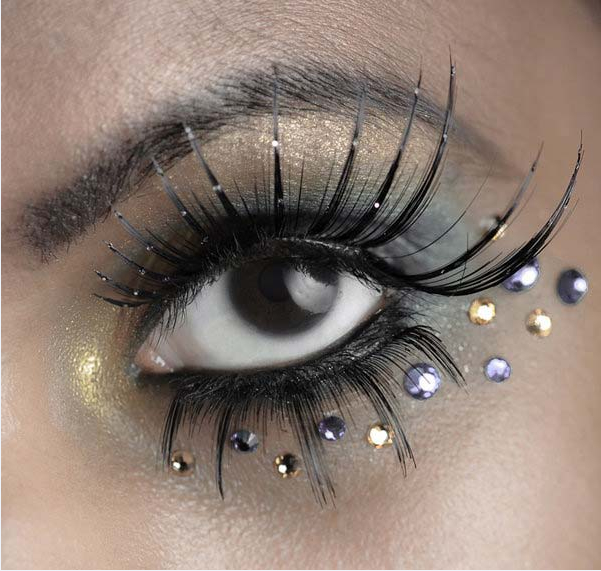 19 Wonderful Party Makeup Ideas