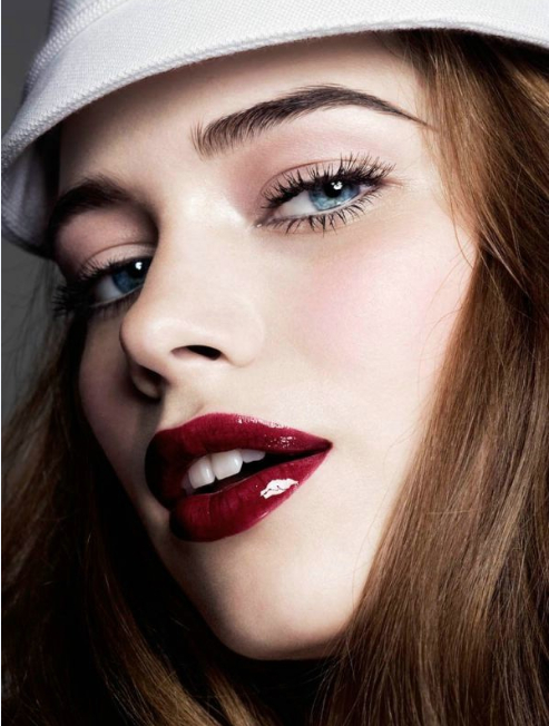 25 Amazing Makeup Ideas with Red Lipstick