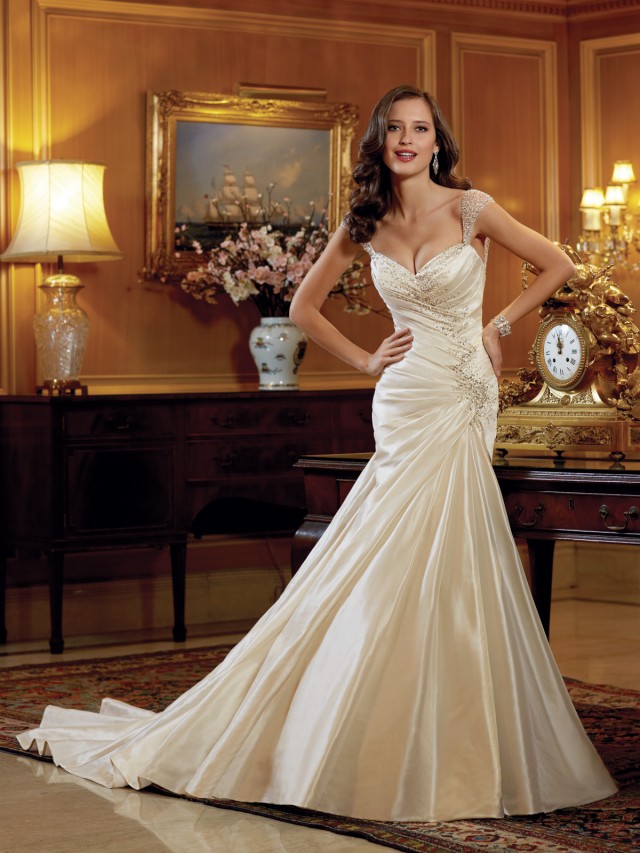 A Collection of 18 Breathtaking Bridal Gowns By Sophia Tolli