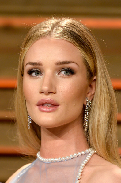 Best Hairstyles for Super Moms: Rosie Huntington Whiteley Long Center Part