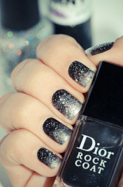 Black Nails with Glitter