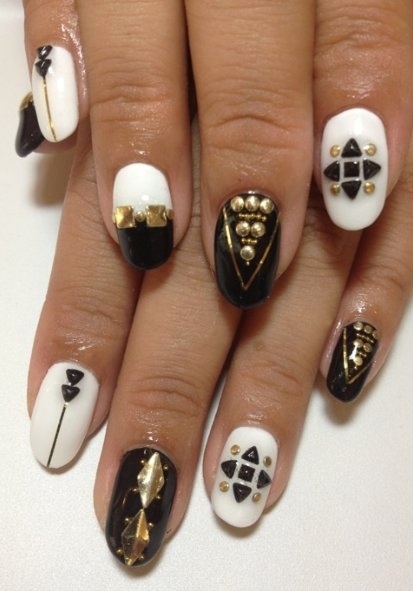 Black and White Nails