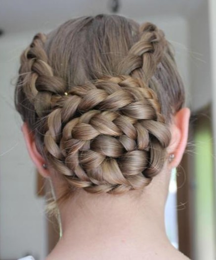 Diagonal Braided Bun