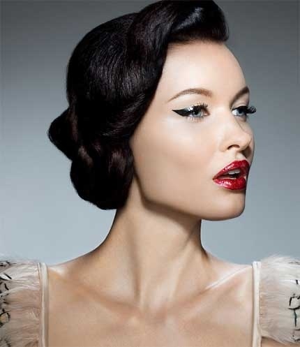 Glamorous Retro 60′s Hairstyles for Women