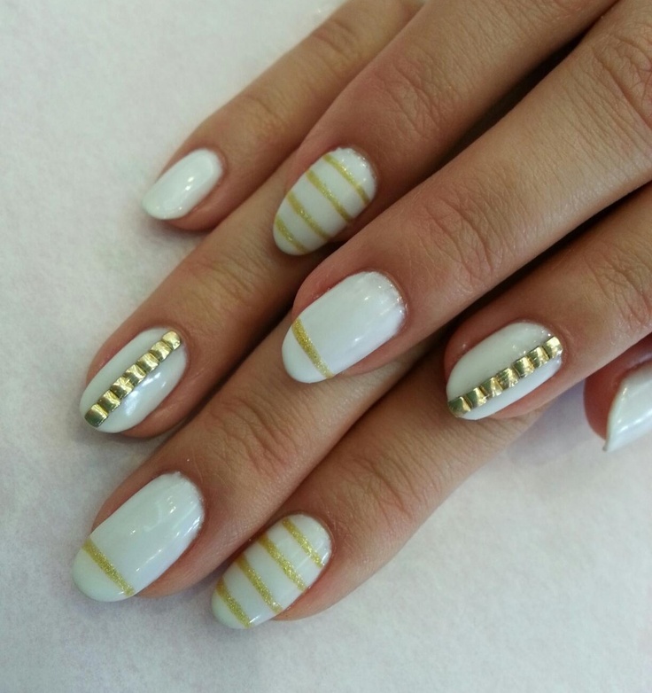 Strap Nails