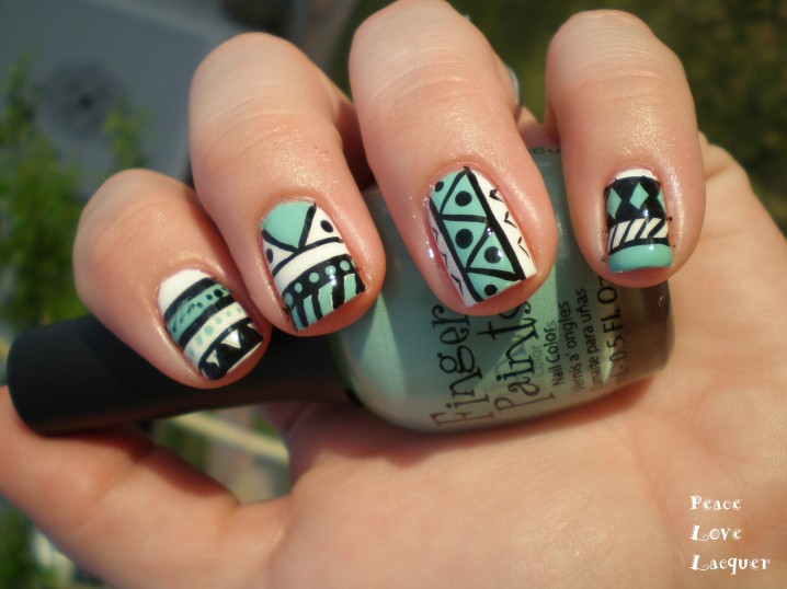 Stylish Mint Nails