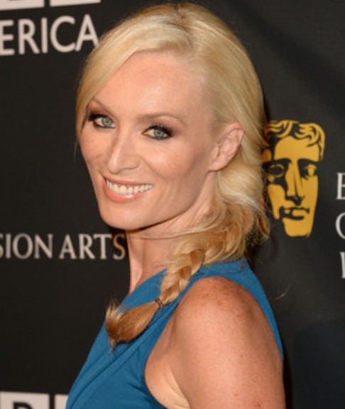 Victoria Smurfit Side Braid