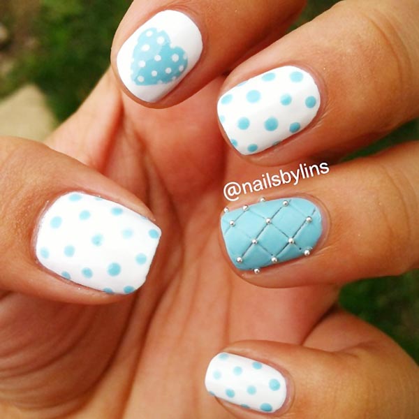 White and Blue Nails