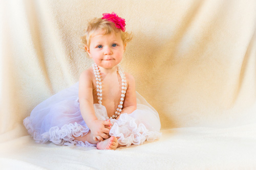 Curly Hairstyle for Your Daughter