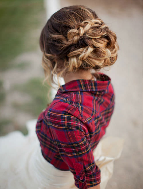 BRAIDED UPDO