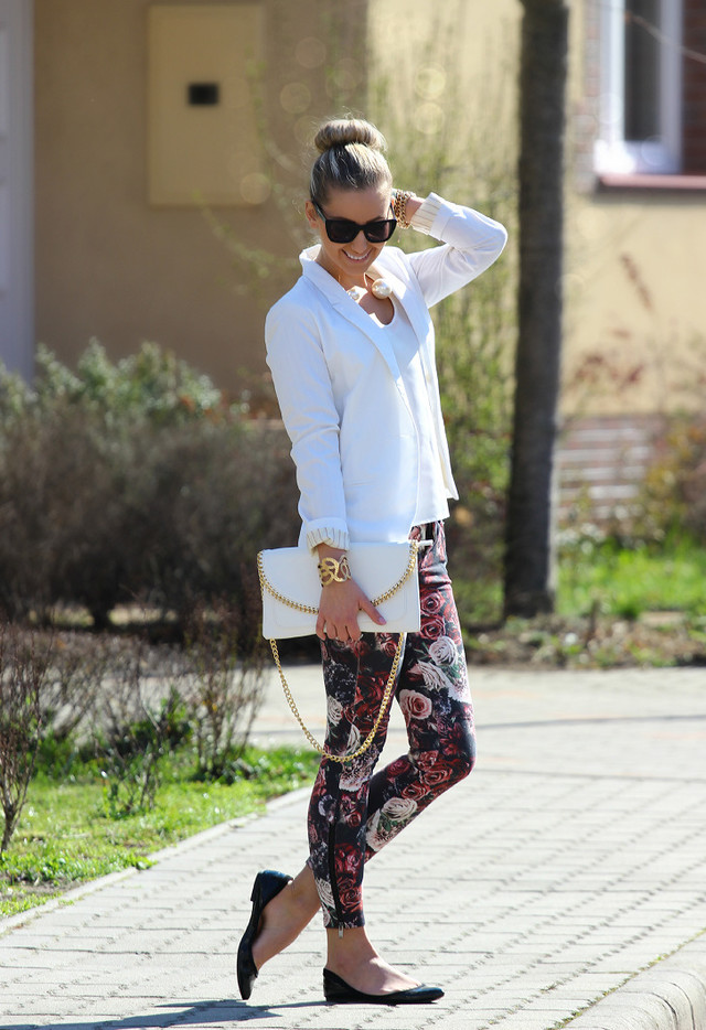 Best Combination Ideas about Floral Pants: Office Look