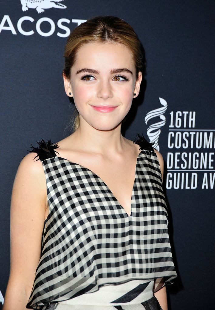 Kiernan Shipka Cropped Top/Getty Images