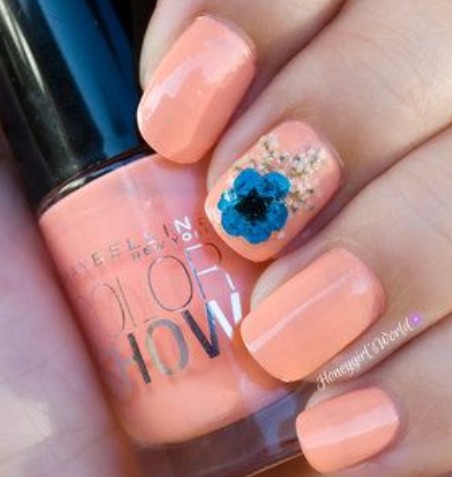 Peach Nails