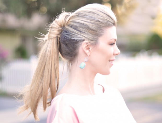 Ponytail twist via