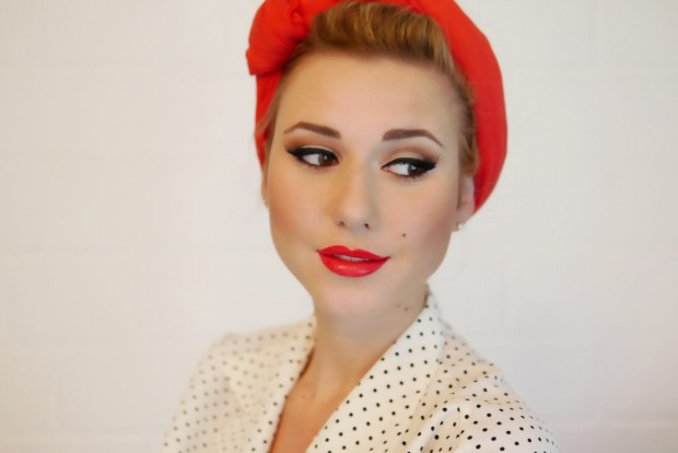 Red Lips and Smokey Eyes via