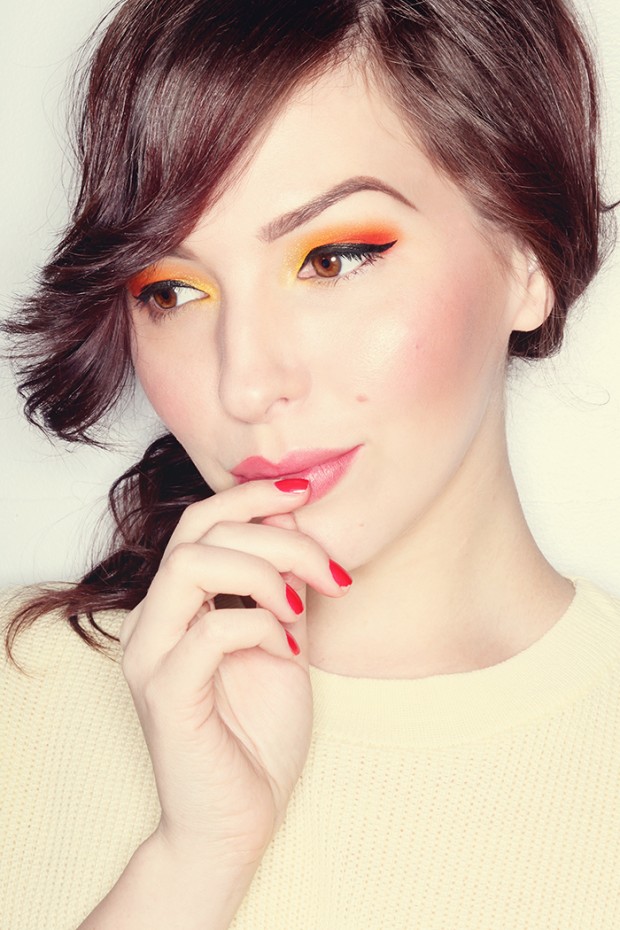 Orange Smokey Eyes via