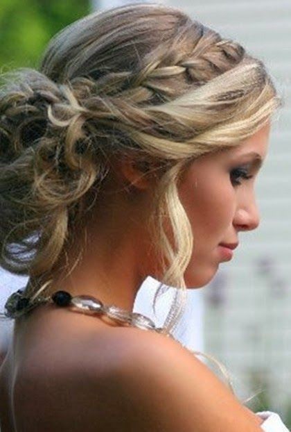 Stunning Prom Hairstyle for Younger Women