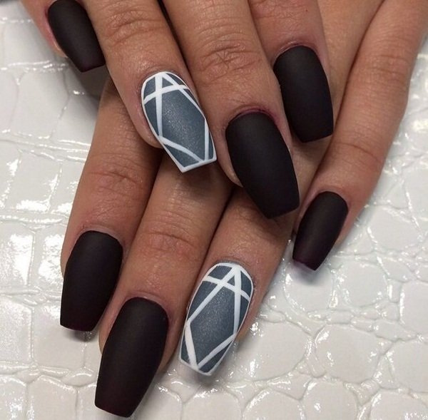 Black Nails for Classy Nail Designs