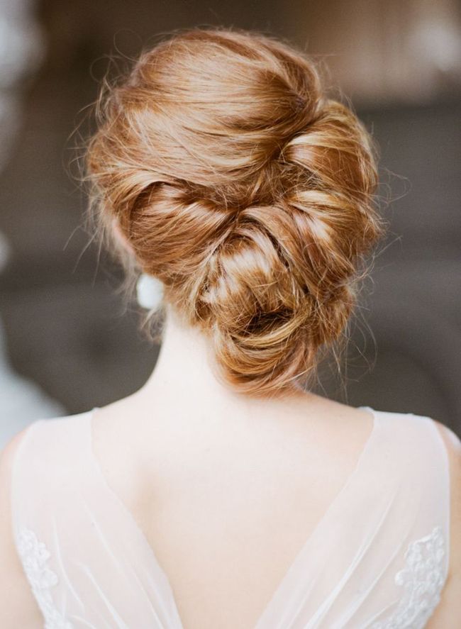 Chic Updo Hairstyle for Formal Occasions