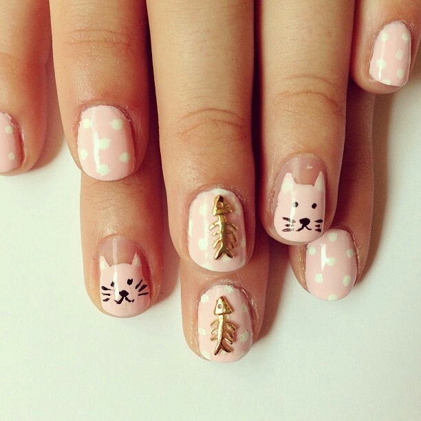 15 Super Funny Kitty Nail Designs - Pretty Designs