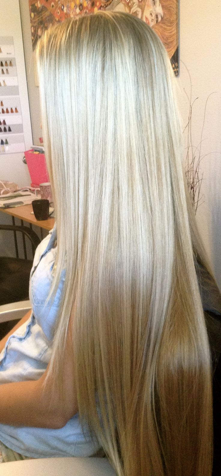 Layered Straight Hairstyle for Blonde Hair