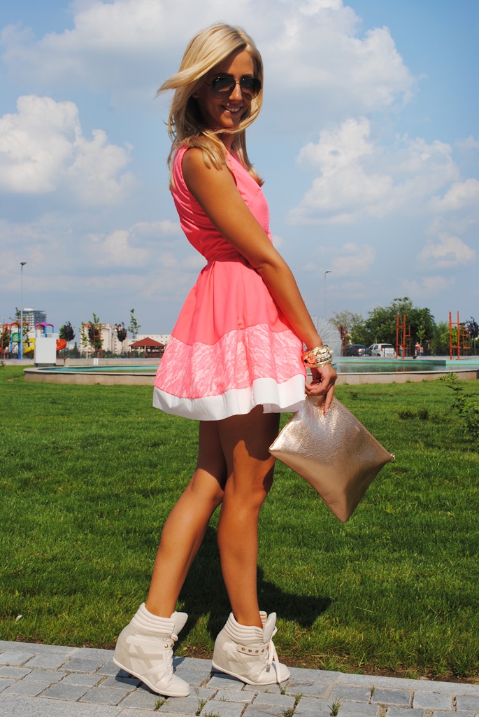 Little Pink Dress With White Hem