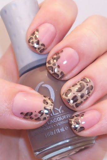 Pretty Leopard Nails