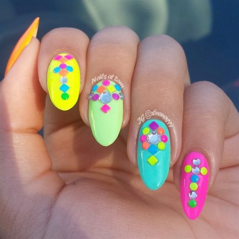 Pretty Neon Nails