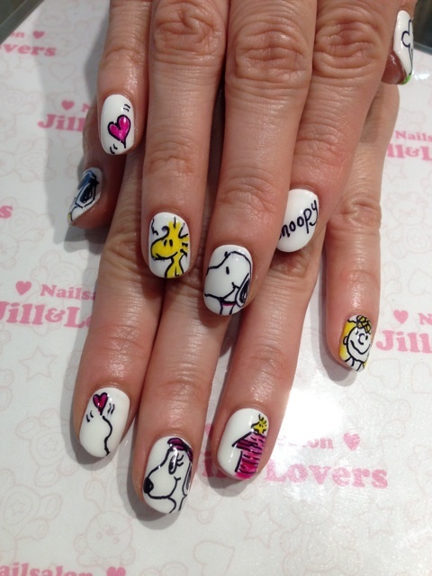 Snoopy Nails