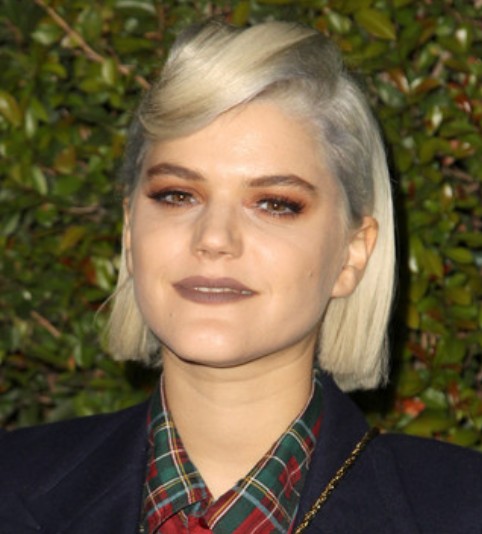 Soko Retro Hair