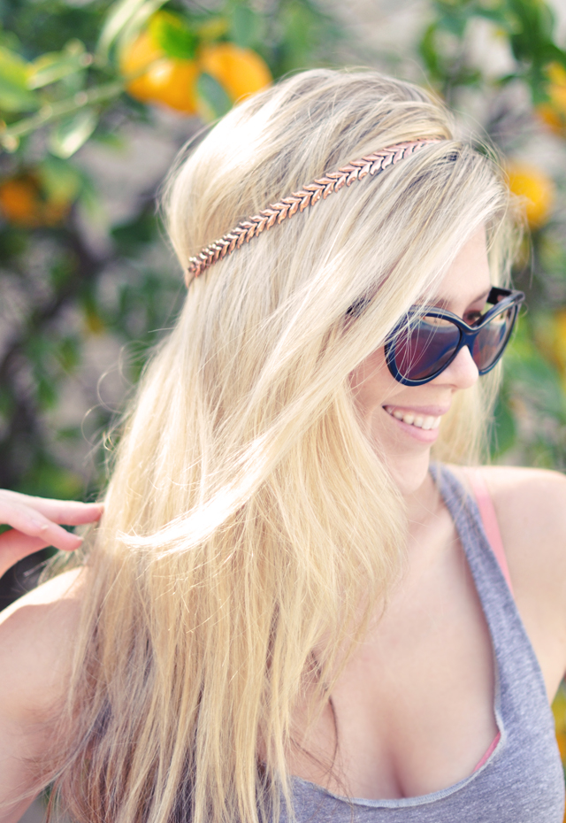 TURN A NECKLACE INTO A HEADBAND DIY