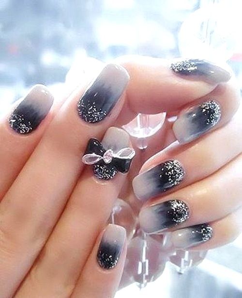 3D Glitter Nails