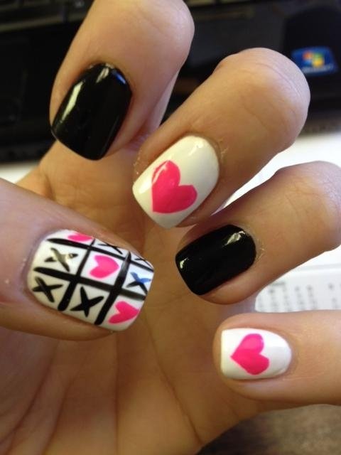 Black and White Nail Design Idea