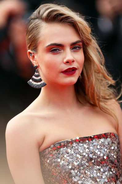 Cara Delevingne Side-swept Hairstyle