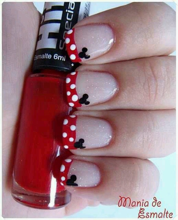 Dot Nails