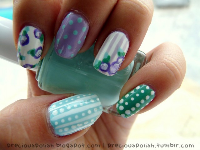 Flower Mismatched Nail Designs