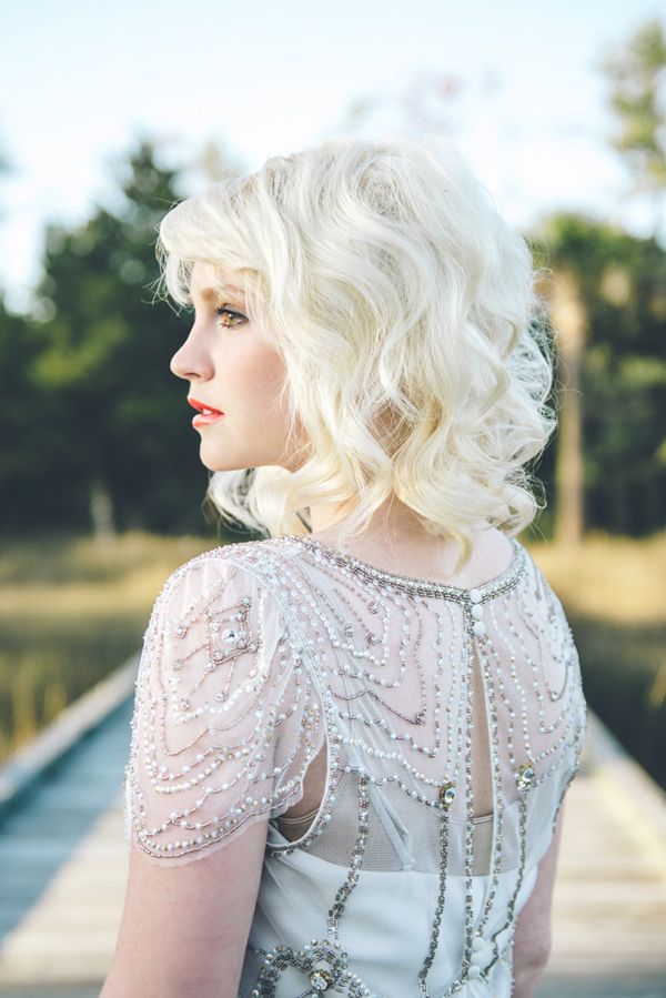 Platinum Medium Curls