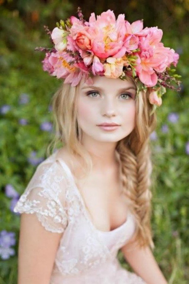 Romantic Braided Wedding Hairstyle