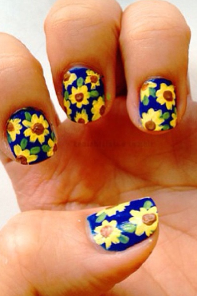 Sunflower Nails