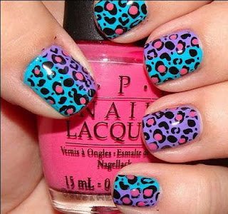 Two-Colored Animal Print Nail Art Design