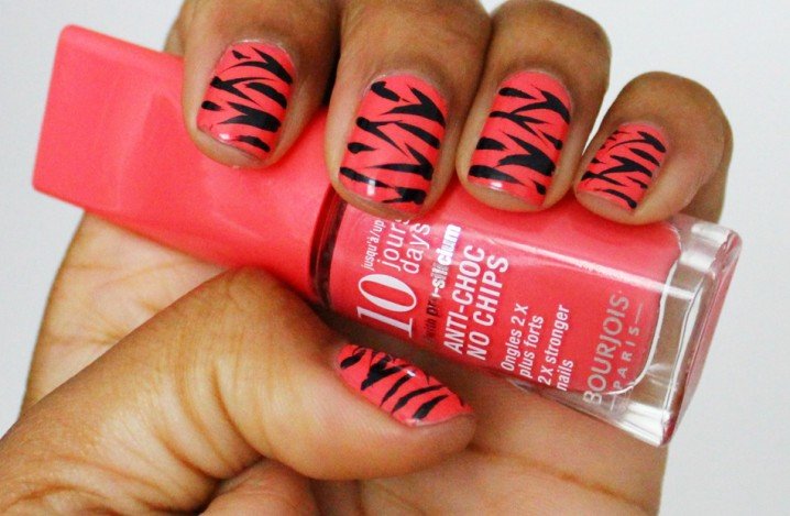 Zebra Printed Nails