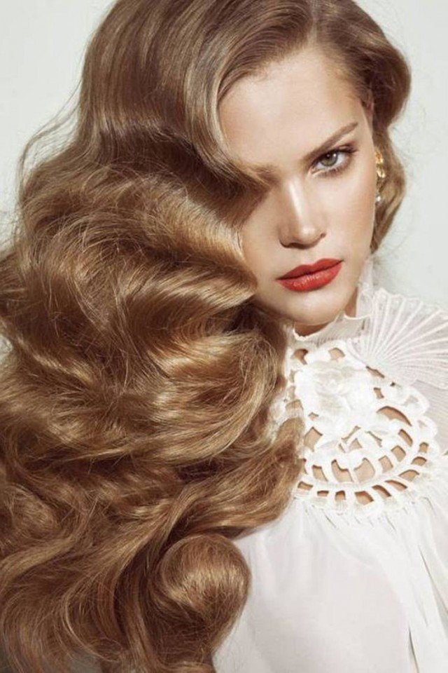 It Girl Style Vintage Curly Hairstyles - Pretty Designs