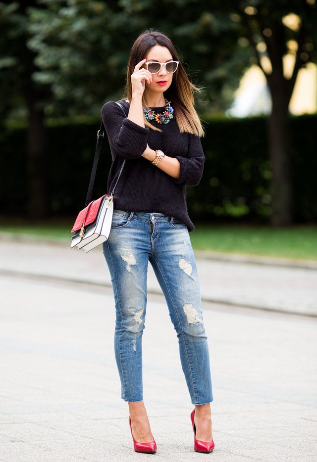 Black Sweater Outfit Idea with Ripped Jeans