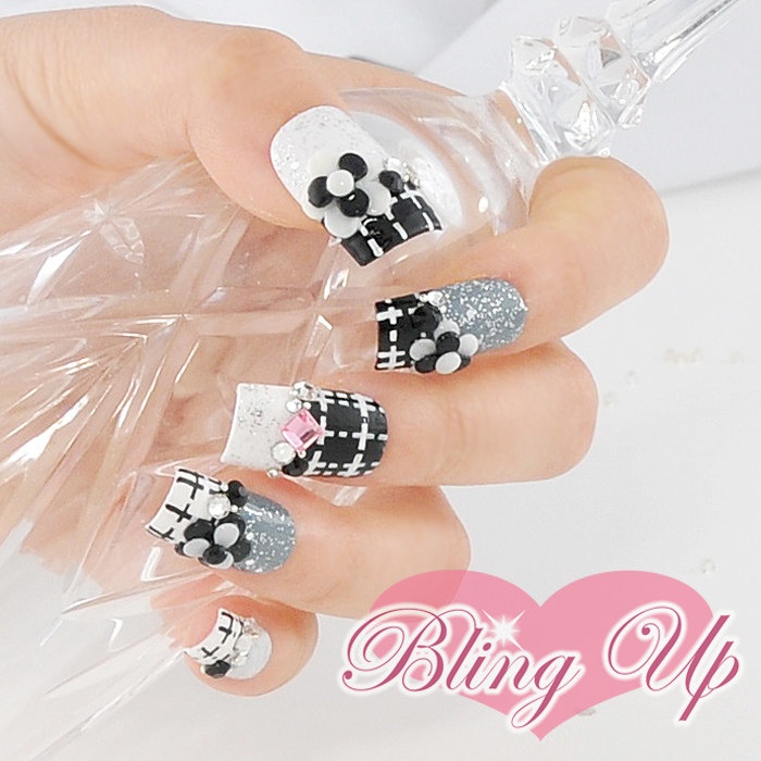 Black and White Nail Art