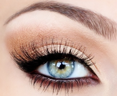 Golden Eye Makeup Look